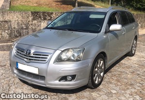 Toyota Avensis 2.0 D-4D Wagon - 08