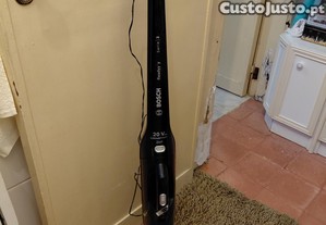 Aspirador Vertical 2 em 1 da Bosch