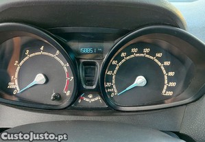 Ford Tourneo Courier - 16