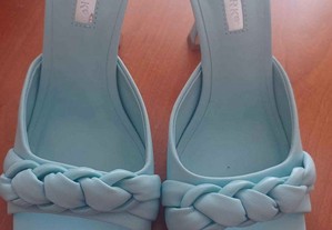 Sandalias azul turquesa novas, por estrear!