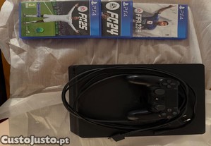 PS4 500Gb + 3 Jogos