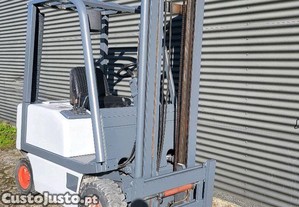 Empilhador de 1800kl