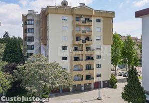 Apartamento T3 no Br. Sta. Eugnia