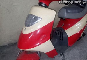 Scooter eléctrica de criança - 06
