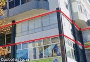 Loja / Estabelecimento Comercial em Valena, Cristelo Covo e Aro de 43,00 m