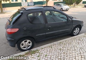Peugeot 206 XT 1.1 TETO PANORMICO - 00