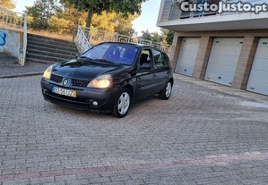 Renault Clio 1.2 16v Billabong Full Extras - 03