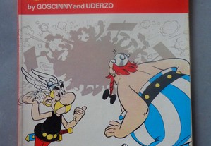 Livro - Asterix and Caesar's Gift - Uderzo