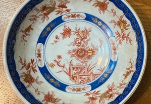 Taça em porcelana decoração Imari Vista Alegre do período 1947/1968