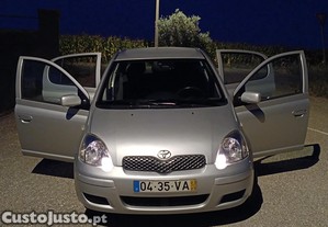 Toyota Yaris 1.0 VVT-i 68CV, 159826Kms. Excelente. Negocivel. - 03