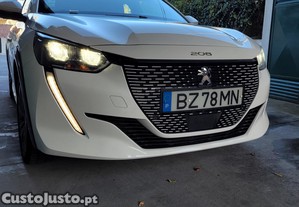 Peugeot 208 E - 21