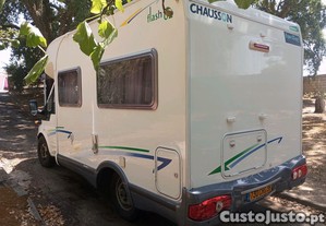 Autocaravana cama  francesa