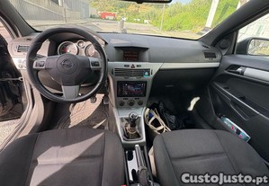 Opel Astra GTC SPORT