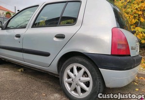 Renault Clio 1.2 - 98
