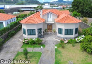 Moradia Isolada Com Quinta Produtiva E Vista...