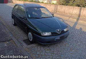 Alfa Romeo 145 1.4 - 96