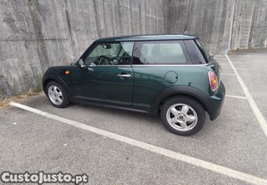 MINI Cooper 1.6 - 09