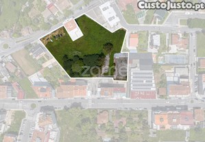 Terreno Com Capacidade Construtiva No Centro De...