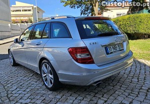Mercedes-Benz C 220 2.2 - 12