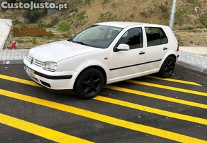 VW Golf Confortline - 98