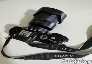 Sony a7R ILCE-7R e Sony Carl Zeiss Vario-Tessar T 24-70mm