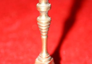 Mini candelabro em bronze com 13 cm de altura , mu