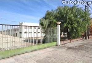 Instalação industrial de grande dimensão na zona industrial de torres novas - 12.056 m²