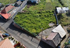 Terreno em Madeira de 533,00 m²