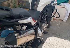 Benelli trk X como nova - 18