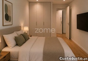 Apartamento T1 Com Pátio Próximo Ao Metro Da...
