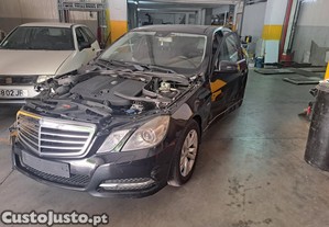 Mercedes-Benz E 250 BLUE EFICIENCY - 11