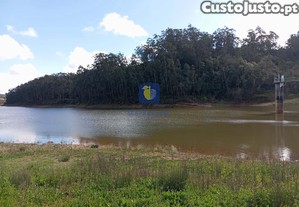 Terreno com 1996m2 na Alvorninha, Caldas da Rainha