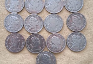 Moedas portuguesas antigas de 50 centavos