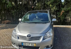 Toyota Verso 2.0 D4D - 10