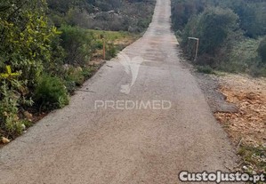 Terreno rustico localizado a 3 km do estoi