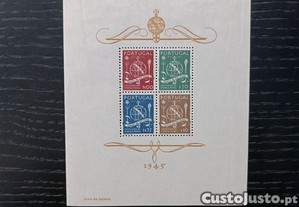 Selos de Portugal, Bloco Centenrio da Escola Naval, MH*