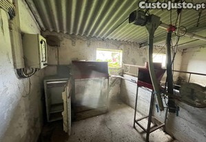 Lote de Equipamentos de Pecuária