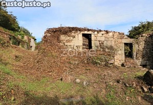 Ruína T2 Em Touvedo - Ponte Da Barca