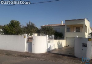 Casa / Villa T3 em Aldeia do Mato e Souto de 330,00 m