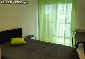 Quarto para estudantes Faro - zona da Penha