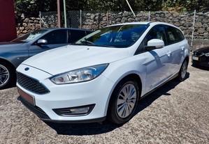 Ford Focus SW 1.0 ECOBOOST TREND - 15