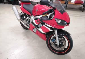 Yamaha YZF R6 600cc 120cv 