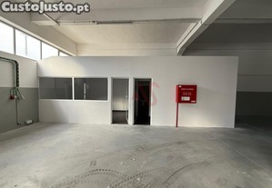 Pavilhão Industrial Com 1.019 M2 Fermentões, Guimarães, Braga, Guimarães