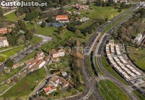 Terreno Urbano Junto Ao Metro Nasoni, Campanhã,...