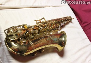 Saxofone alto Buescher Aristocrat