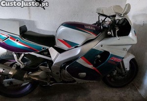 Yamaha Fzr 600 Genesis