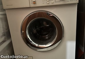 Mquina de Lavar Roupa Miele Novotronic W 828