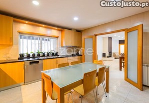 Andar Moradia T3, C/ Terraço E Garagem, São...