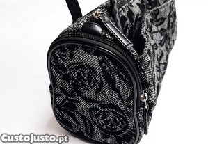 Mala Mo Tecido Floral Preto Cinza