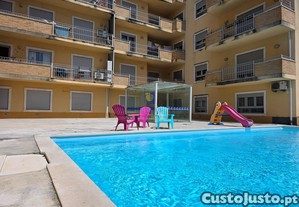 Apartamento com 173m2, T3, 4 andar, com Piscina, Elevador e Estacionamento